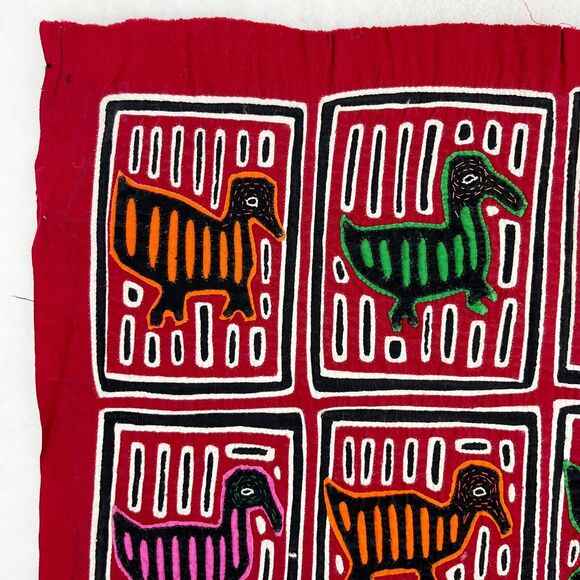 Vintage Panama Kuna Nola Folk Art Reverse Applique Ducks Hen Pattern Wall Decor - Picture 2 of 8